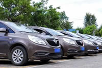 乌鲁木齐旅游包车